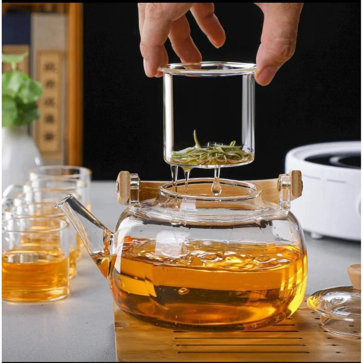 1.4L High Borosilicate Glass Teapot Heat-Resistant and BPA-Free Borosilicate glass Teapots