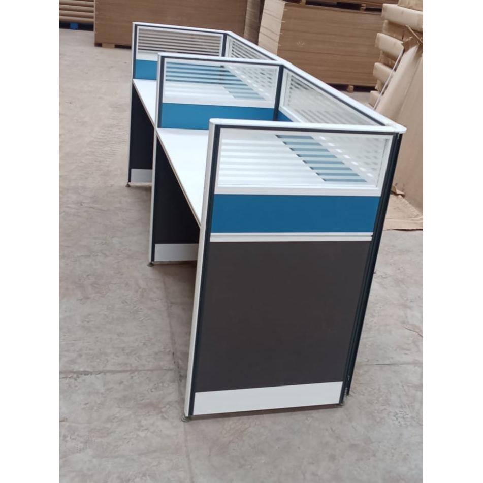 2-Person Office Workstation Desk with Privacy Panels – Modern Modular Design