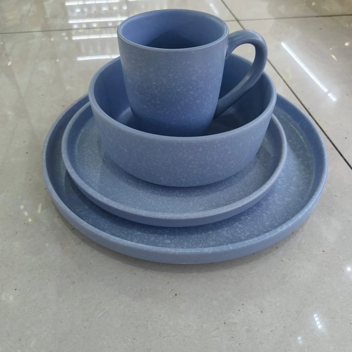 24pcs Ceramic Dinner Set – Plates, Bowls, Cups, and Side Plates Dinner set Dinnerware Sets