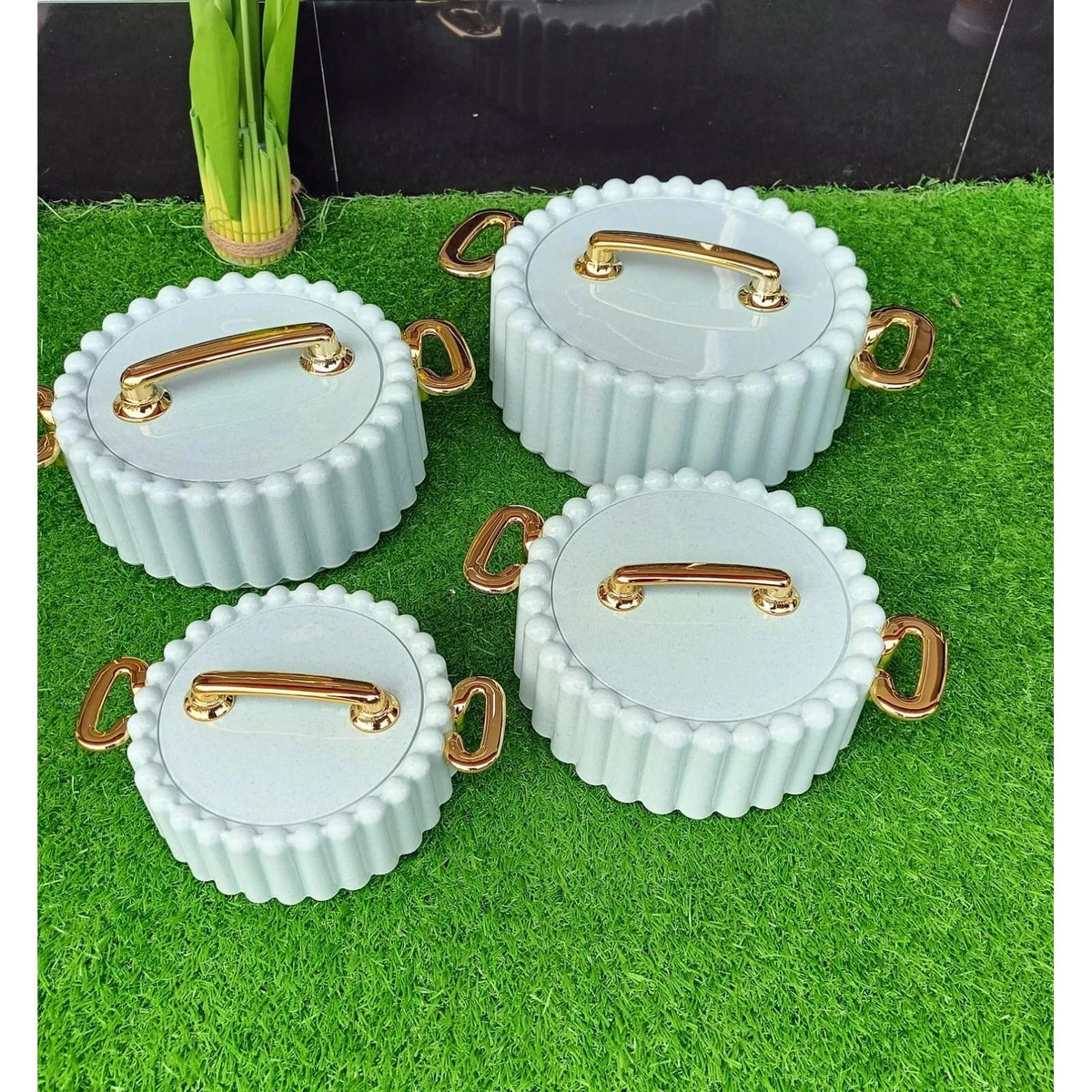 4pcs Luxurious Insulated Hotpot Set 1L,1.5L,2.5L and3L, Keeps Food Hot & Fresh for 6 Hours Cookware