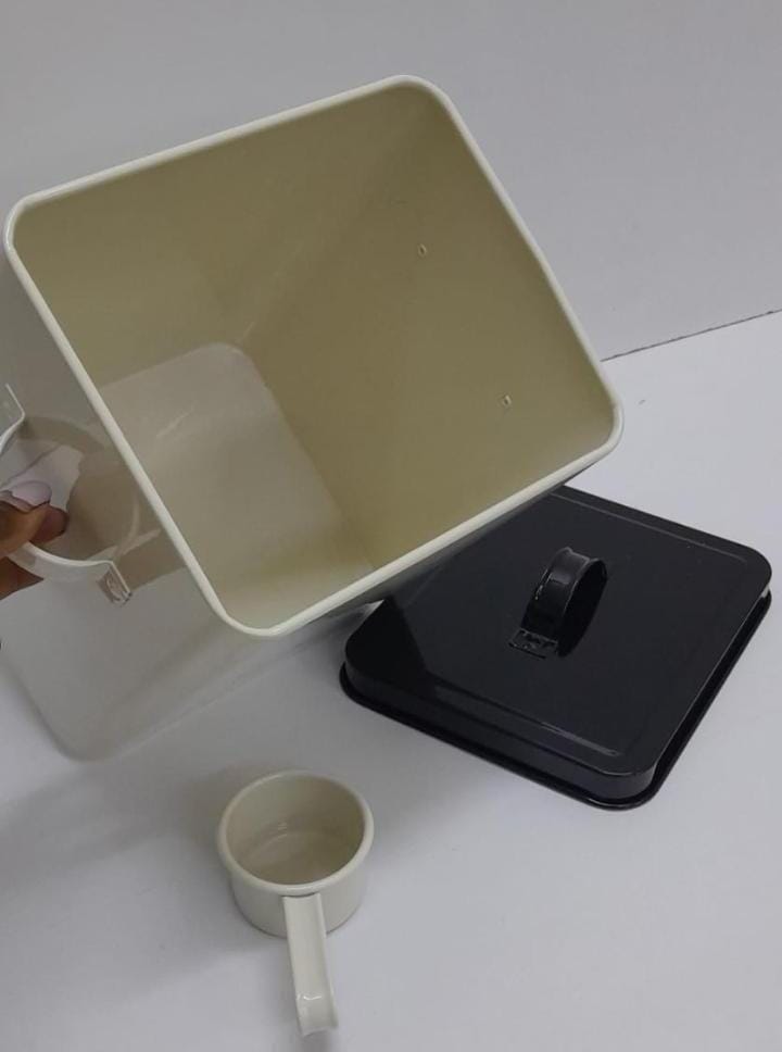 Square Metallic Storage Box – 5kg Airtight Container with Black Lid