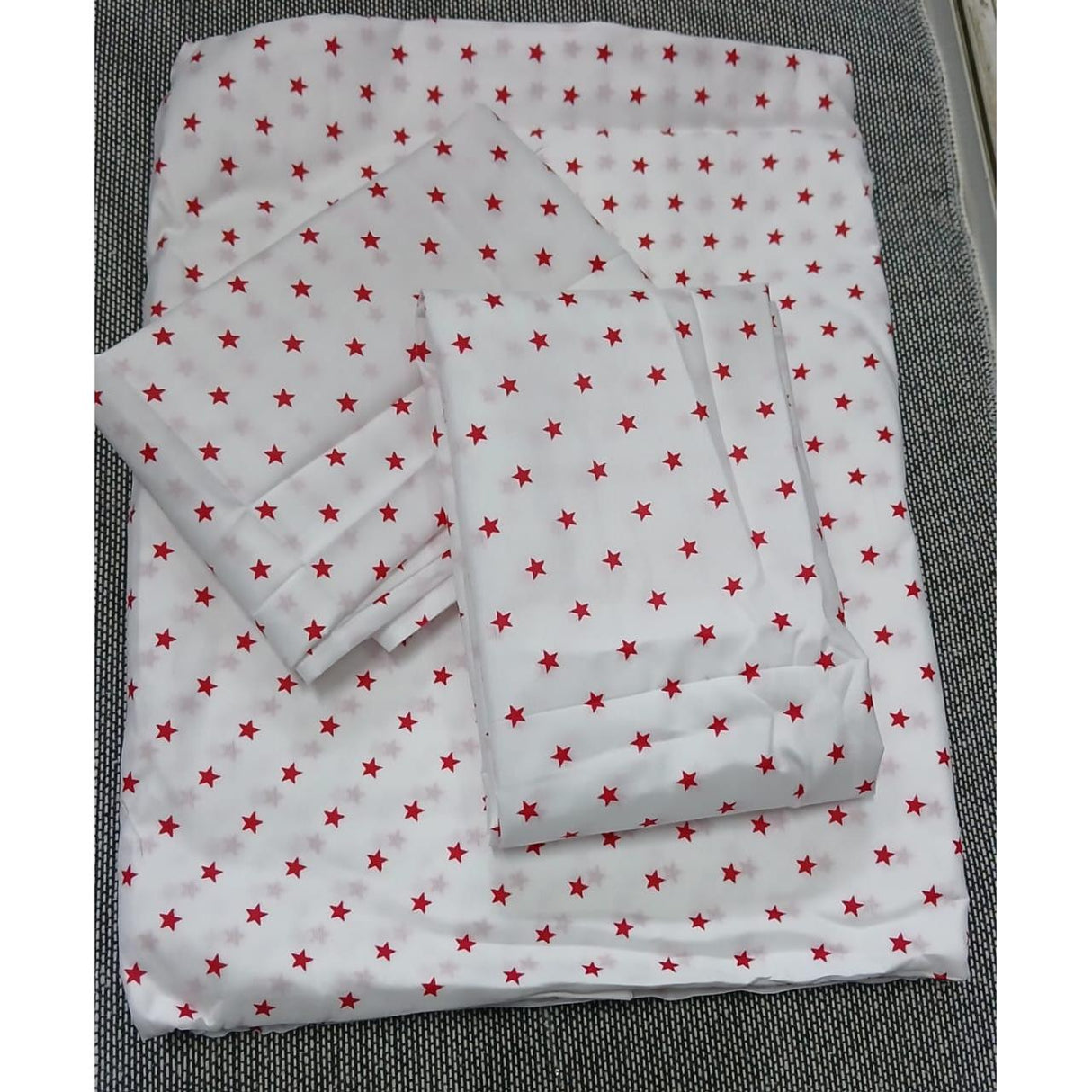 6 Piece Cotton Bedsheet Set 7x8 Size with 4 Pillowcases Soft & Breathable