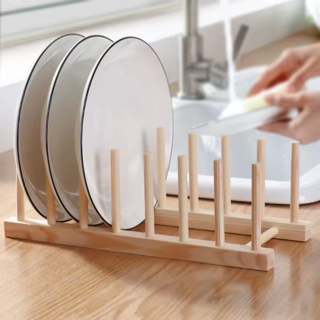 6-Slot Bamboo Plate Holder – Dish Drying and Dining Table Organizer
