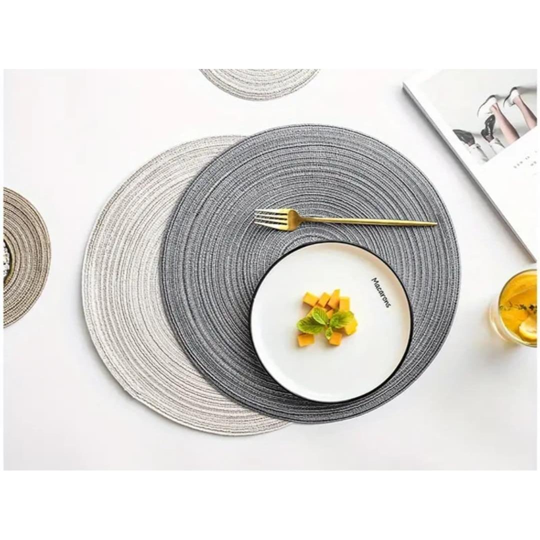 6pcs Elegant Round Woven Placemats Durable and Washable