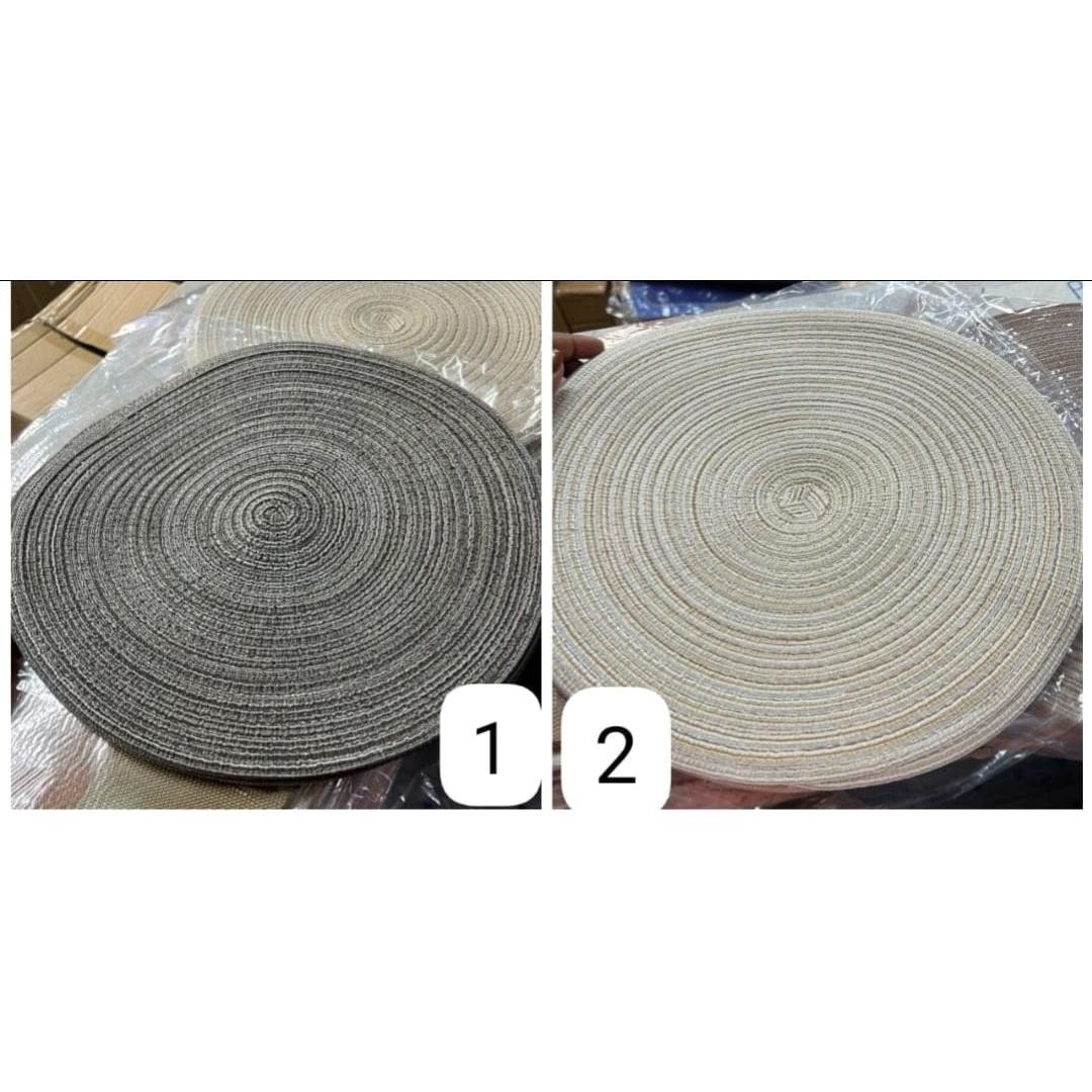 6pcs Elegant Round Woven Placemats Durable and Washable