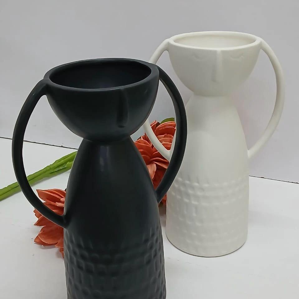 Face Decorative Ceramic Flower Vase – Modern Art Sculpture Vase in Black or White vases in decor Vases