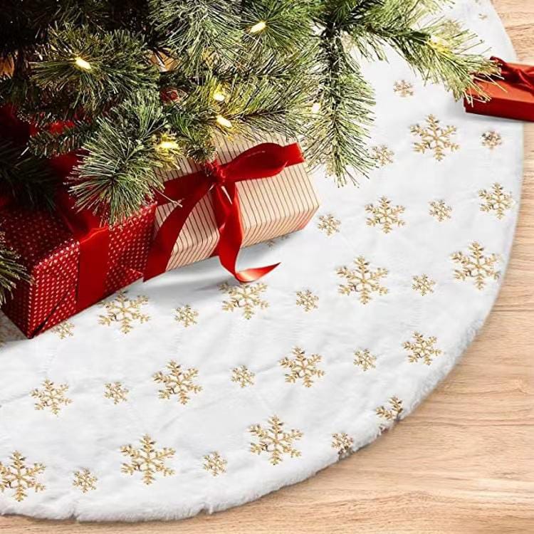 Beaded Snowflakes White Christmas Tree Skirt