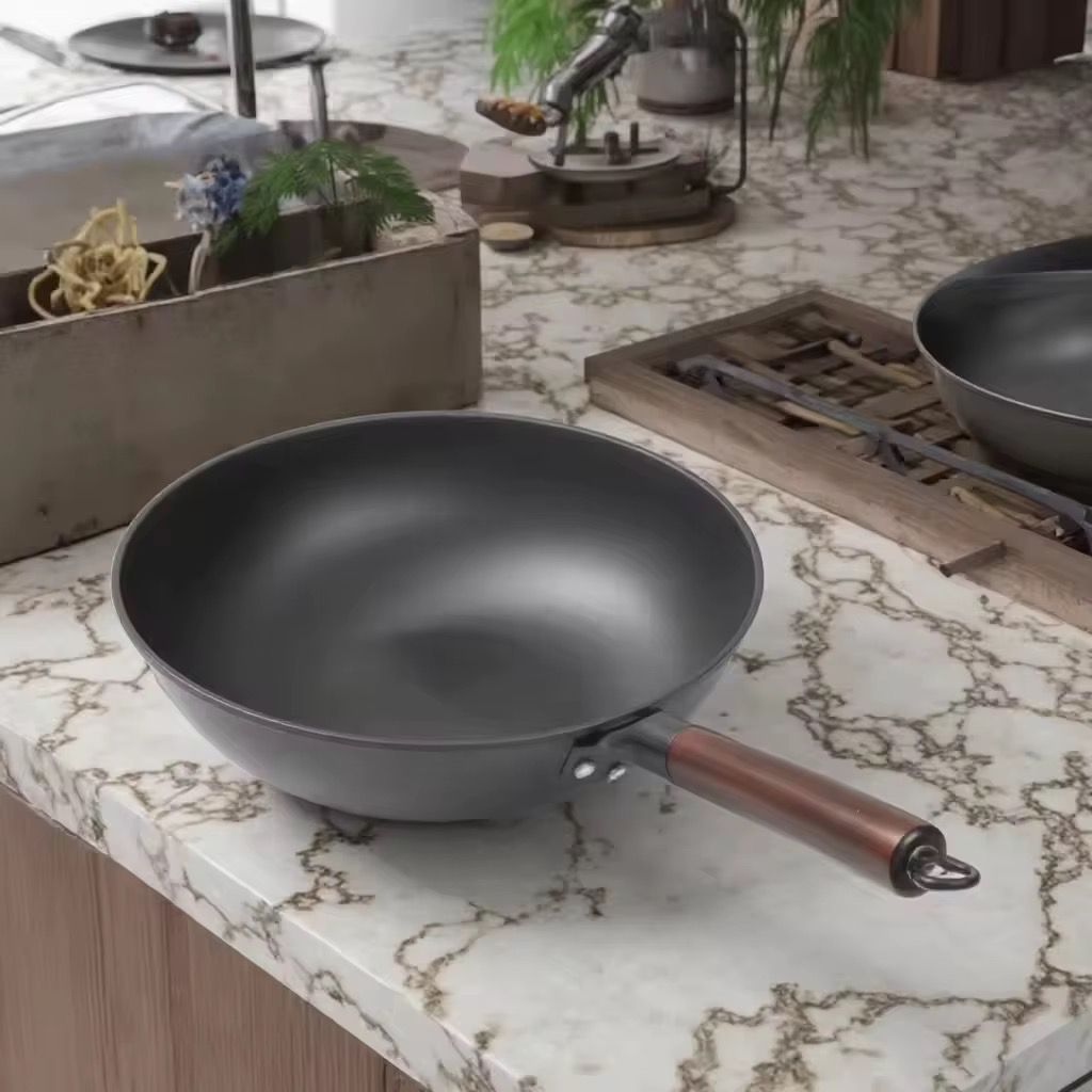 Big Size Non-Stick Pan for Cooking and Frying