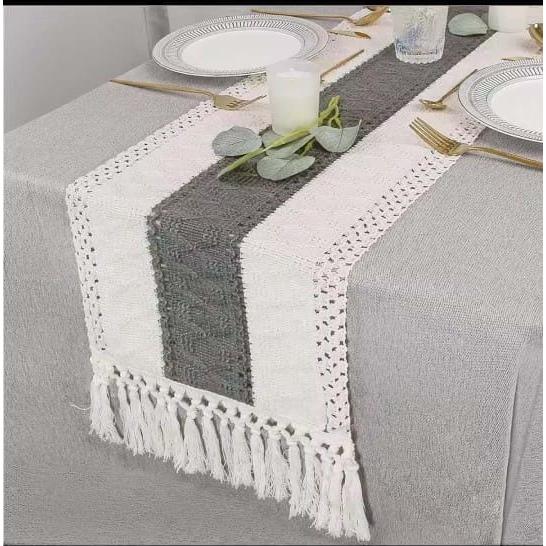Bohemian Style Table Runner with Tassels 30×220cm