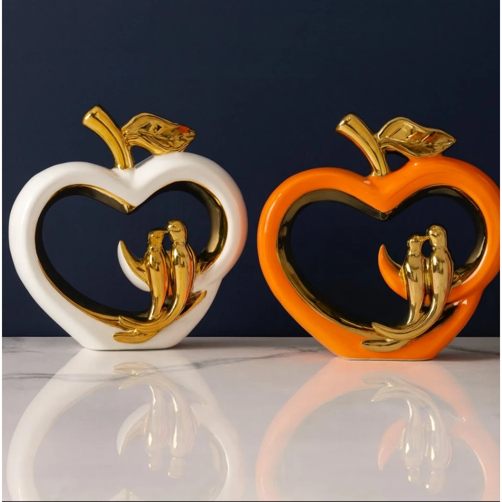 Ceramic Golden Bird Apple Figurine – White and Orange Light Luxury Decor Decor Figurines