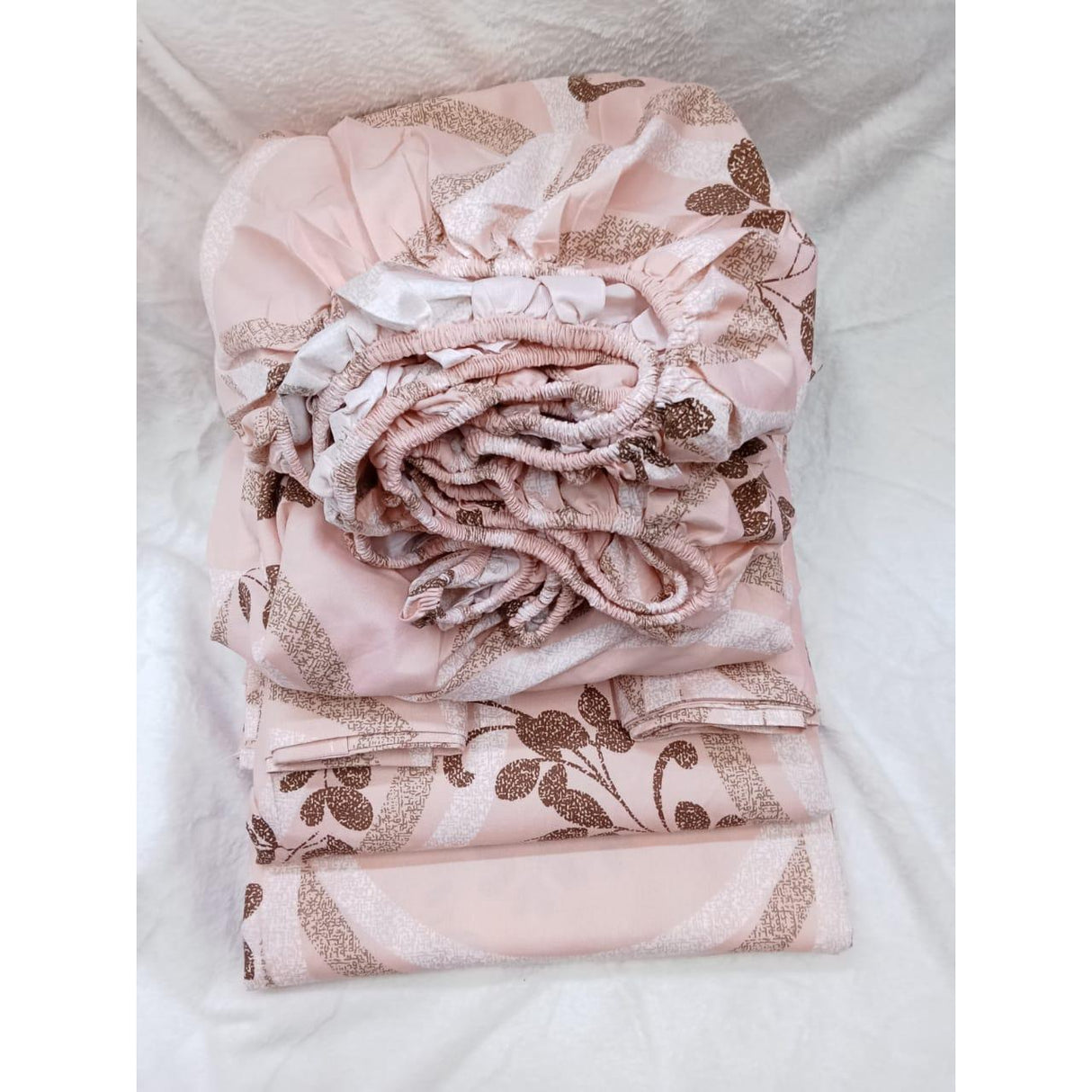 Cotton Bedsheets Set | 2 Flat Bedsheets, 1 Fitted Bedsheet, 2 Pillowcases | Size 6*7