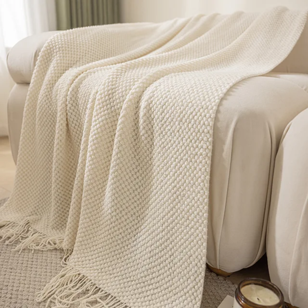 Cozy Knitted Throw Blanket Warm Acrylic Weave 127×170cm White