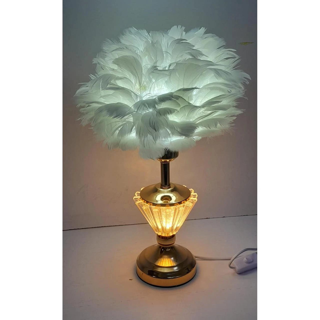 Crystal Feather Table Lamp – Multiple Bases & Feather Colours Lighting Table Lamps