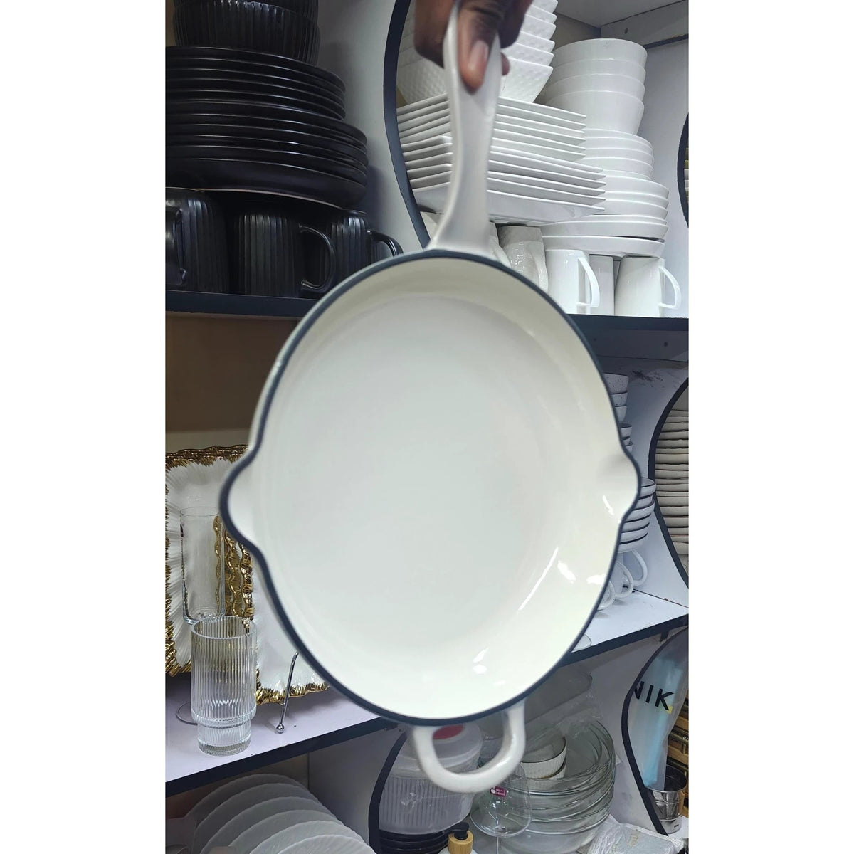 10.5 Inch Cast Iron Nonstick Skillet Frying Pan Cast iron pan Roasting Pans