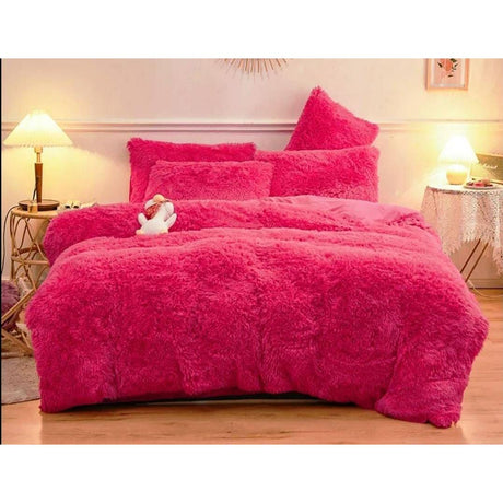 Fluffy Duvet Set with 4 Pillowcases and 1 Bedsheet | Soft and Cozy Bedding