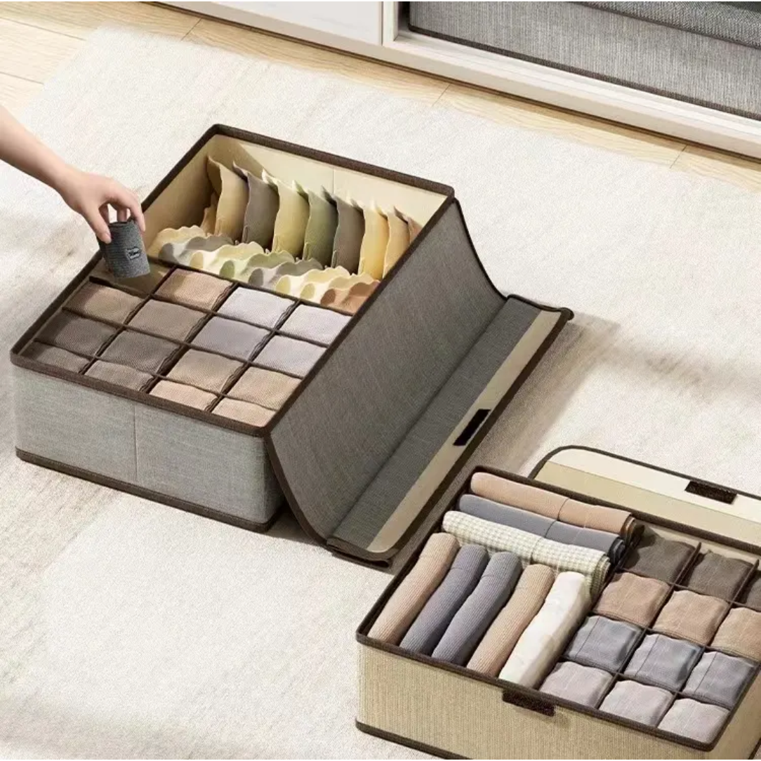 Garment Organizer with Cover Foldable Clothes Storage Box (32x32x11cm)