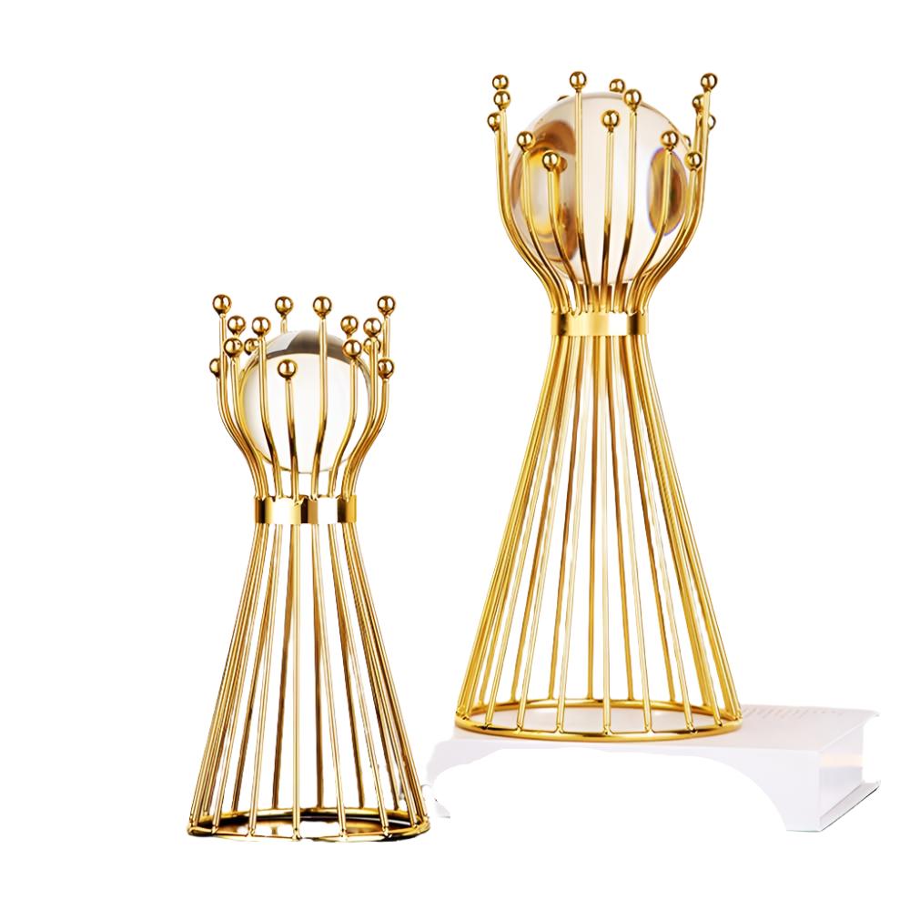 Gold Metal Wire Design with Ball, Elegant Finish, Versatile for Home Decor