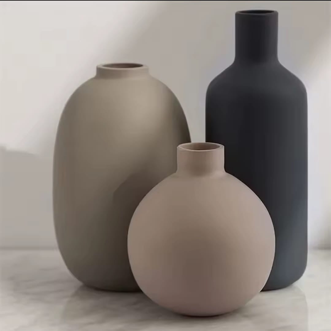 Handmade Ceramic Vase Set – 3-Piece Elegant Decorative Vases in Muted Tones