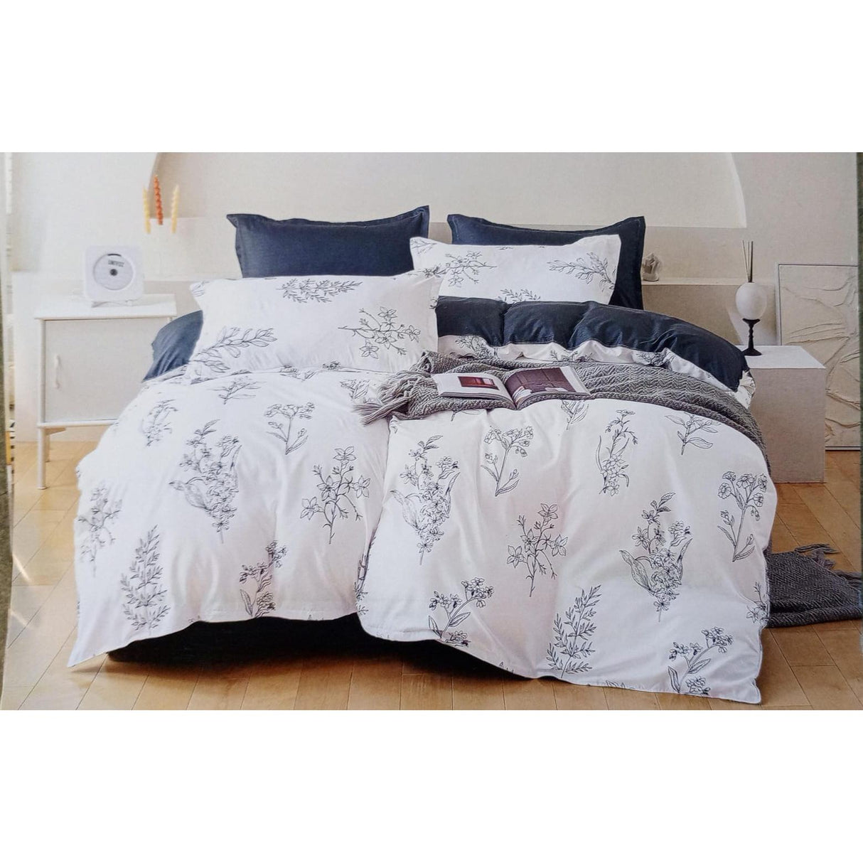 Heavy Cotton Binded Duvet Set | 7x7 Duvet with 1 Bedsheet & 2 Pillowcases