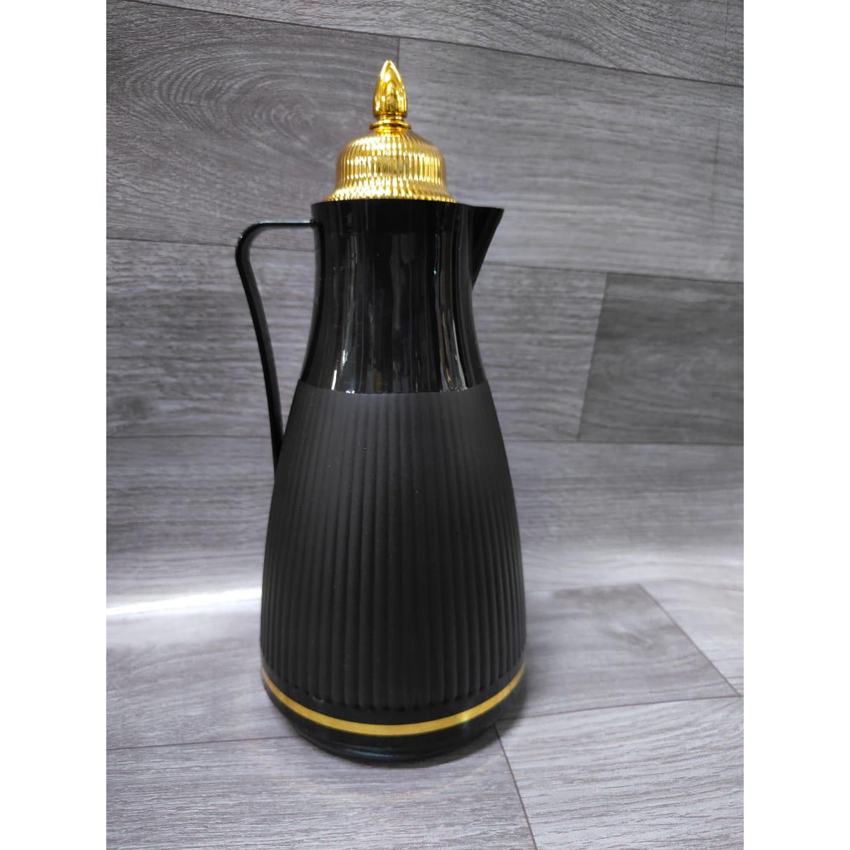 High Quality 7 Piece Tea Set| Includes 6 Mugs, 1L Flask, Tea Spoons & Sugar Dish