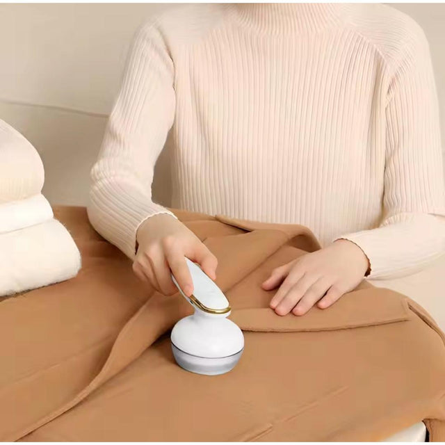 High Quality Rechargeable Lint Remover With Extra Blade & Cleaning Brush