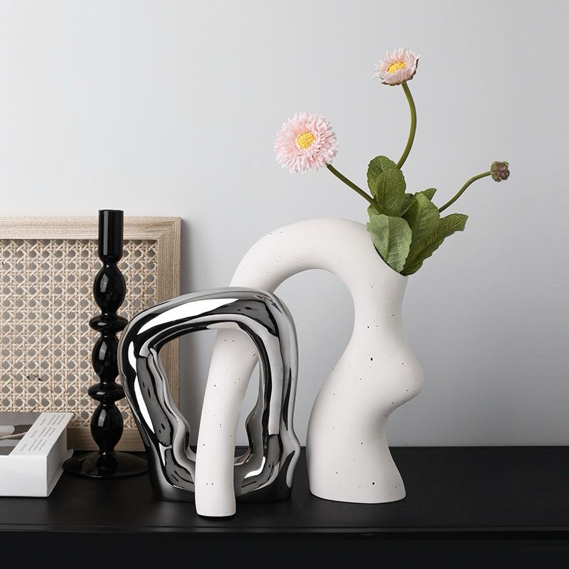 Interlocking Ceramic Sculptures – Minimalist Modern Home Decor Duo