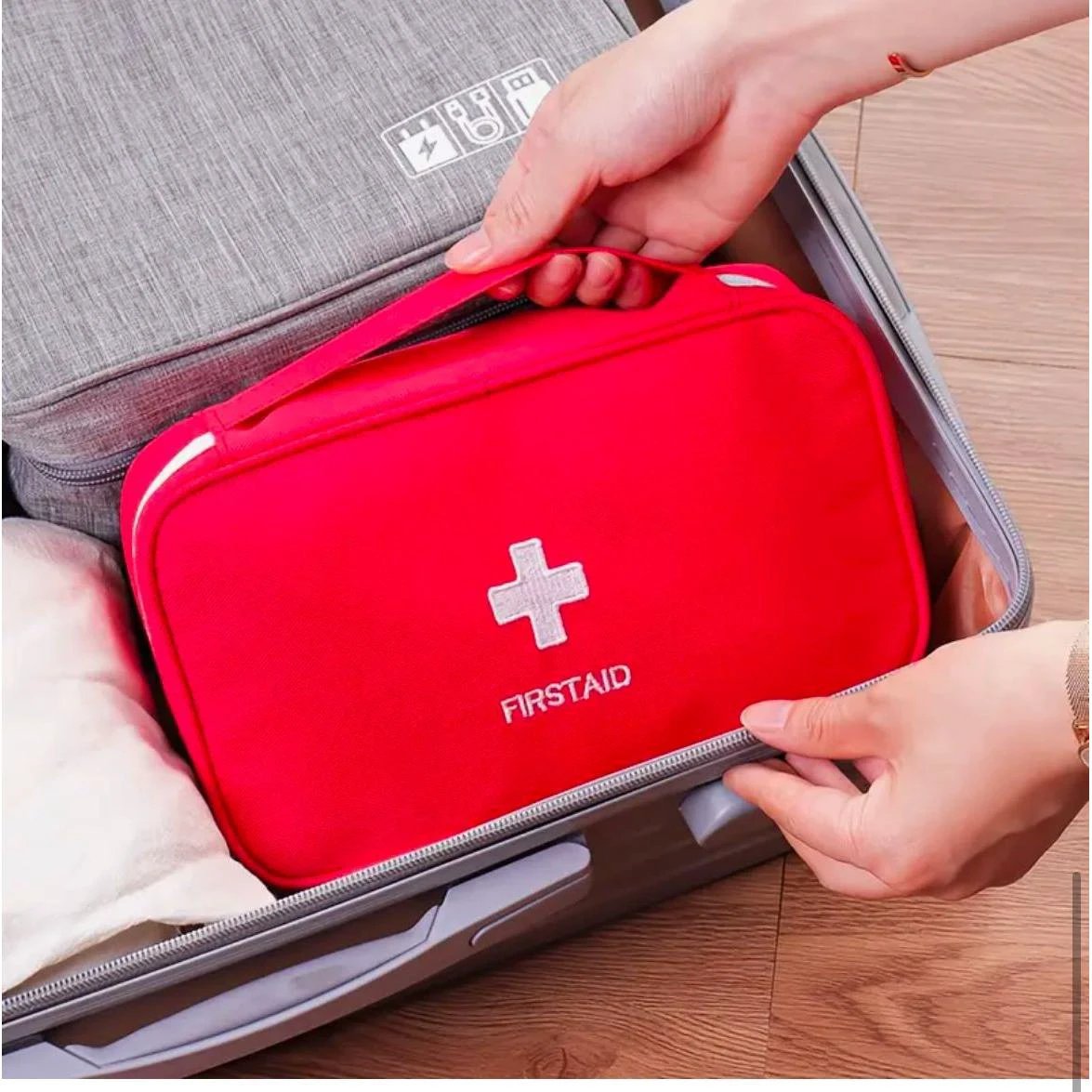 Large Capacity waterproof Emergency First Aid Kit bag Storage bag First Aid Kits