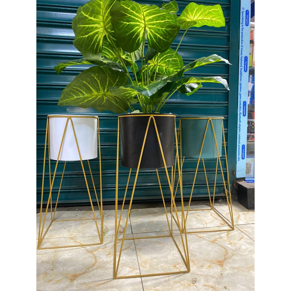 Large Size Nordic Flower Vase with Standing Base for Elegant Flower Display | Outdoor Decor | Home Garden Decor | Entryways Decor Living Room Home Decor 50cm x25cm x 25cm