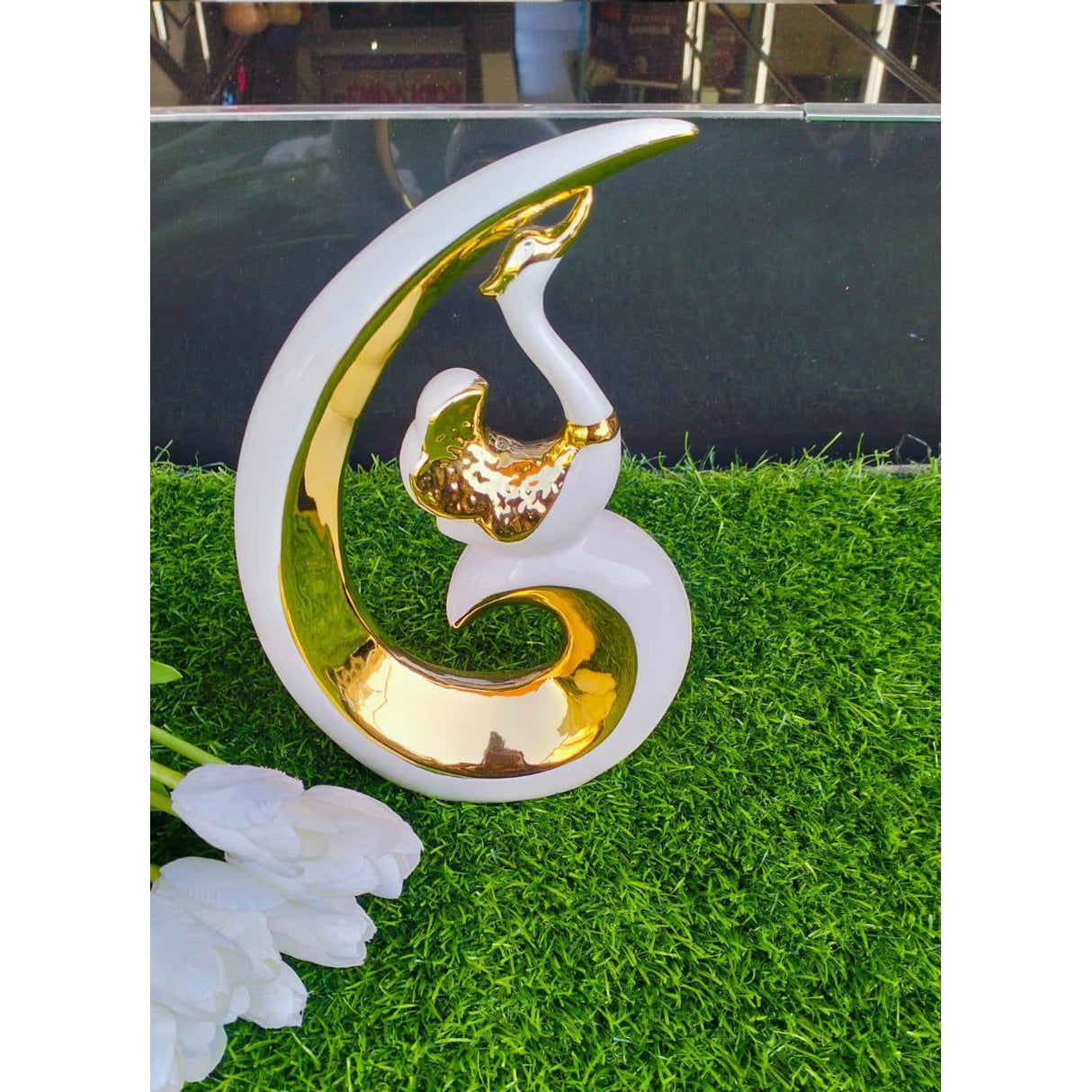 Luxurious Ceramic Vases Unique and Elegant