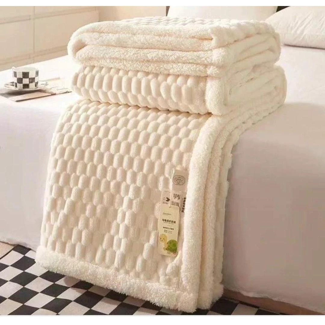 Luxury Velvet Fleece Blanket 200 x 150cm for Warmth and Comfort Fleece blanket Blankets