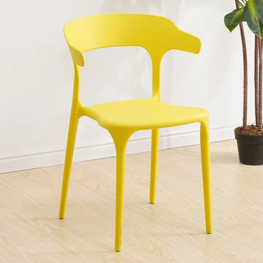 Modern Minimalist Plastic Dining Chair – Sleek Lightweight Design