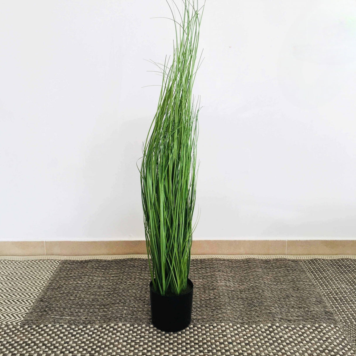 Natural Looking Green Grass 120cm Artificial Lawn Décor