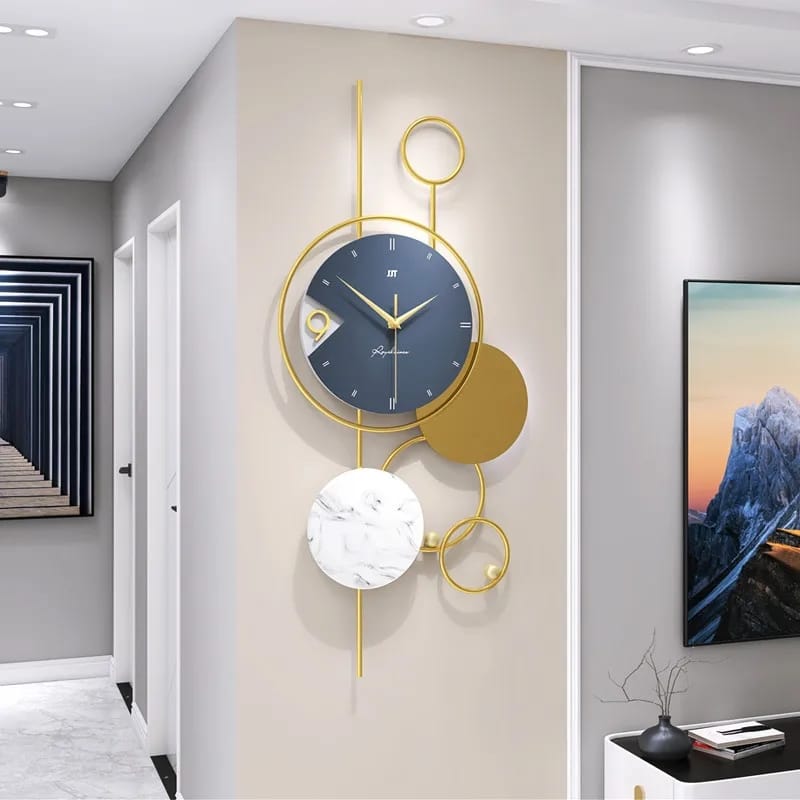 Nordic Fashion Luxury Wall Clock with Silent Sweep and Iron Art Design for Home Decoration