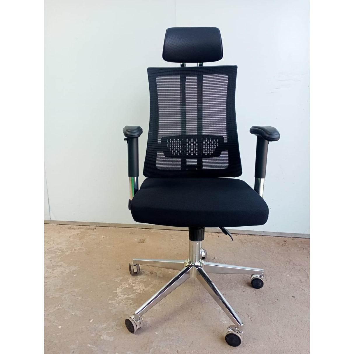 Orthopedic Mesh Office Chair with Adjustable Armrests and Headrest