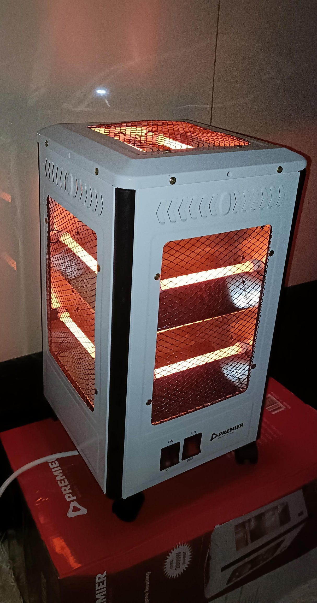 Premier 2000W Room Heater with 5 Heat Settings and Wheels