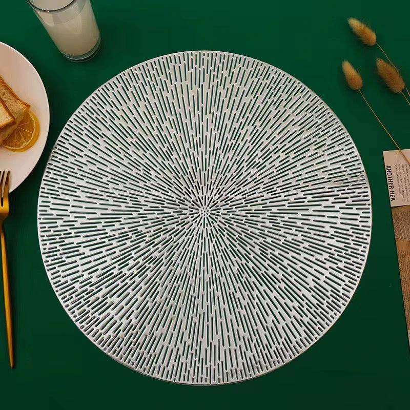 Radiating Line Pattern Round PVC Table Mats – 6pcs Set | Gold & Silver (38cm) Table mat Placemats