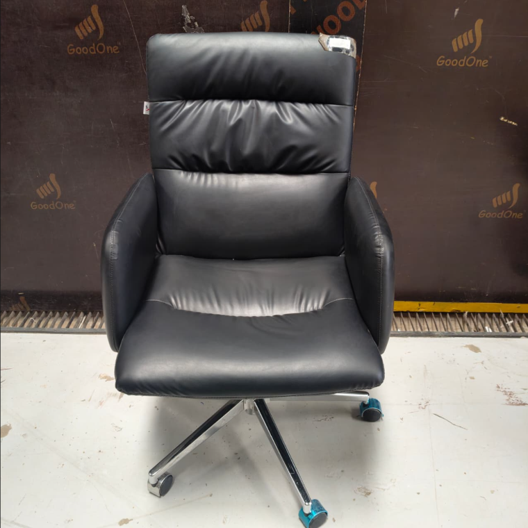 Tufted High-Back Executive Office Chair - Padded Faux Leather, Black Office Chair Office Chairs