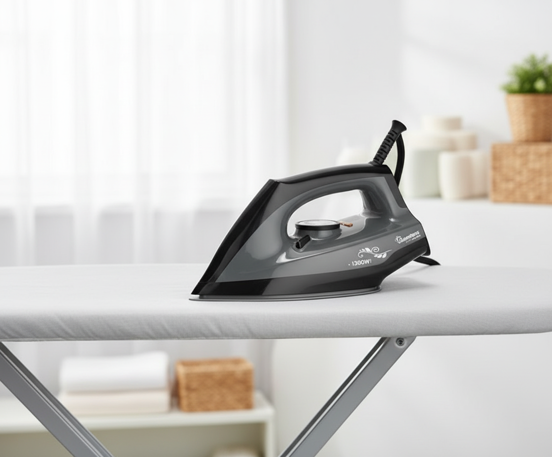 Grey Dry Iron RM/692 – 1100–1300W Non-Stick Soleplate Electric Iron