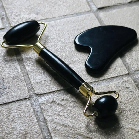 Anti Aging Face Roller and Guasha Stone Set Natural Jade Facial Massage Tool