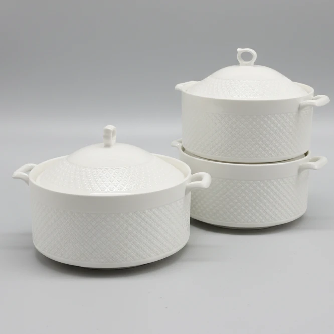 3 Piece Large Ceramic Serving Bowl Set with Lids 3.6L Kitchen & Dining Serving Platters