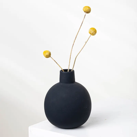 Set of 3 Simple Elegant Vases – Muted Color Ceramic Decor for Modern Interiors