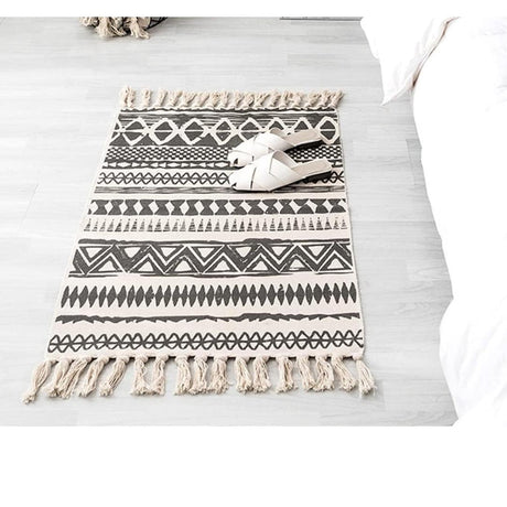 Stylish Cotton Woven Rugs Durable & Versatile in Multiple Sizes