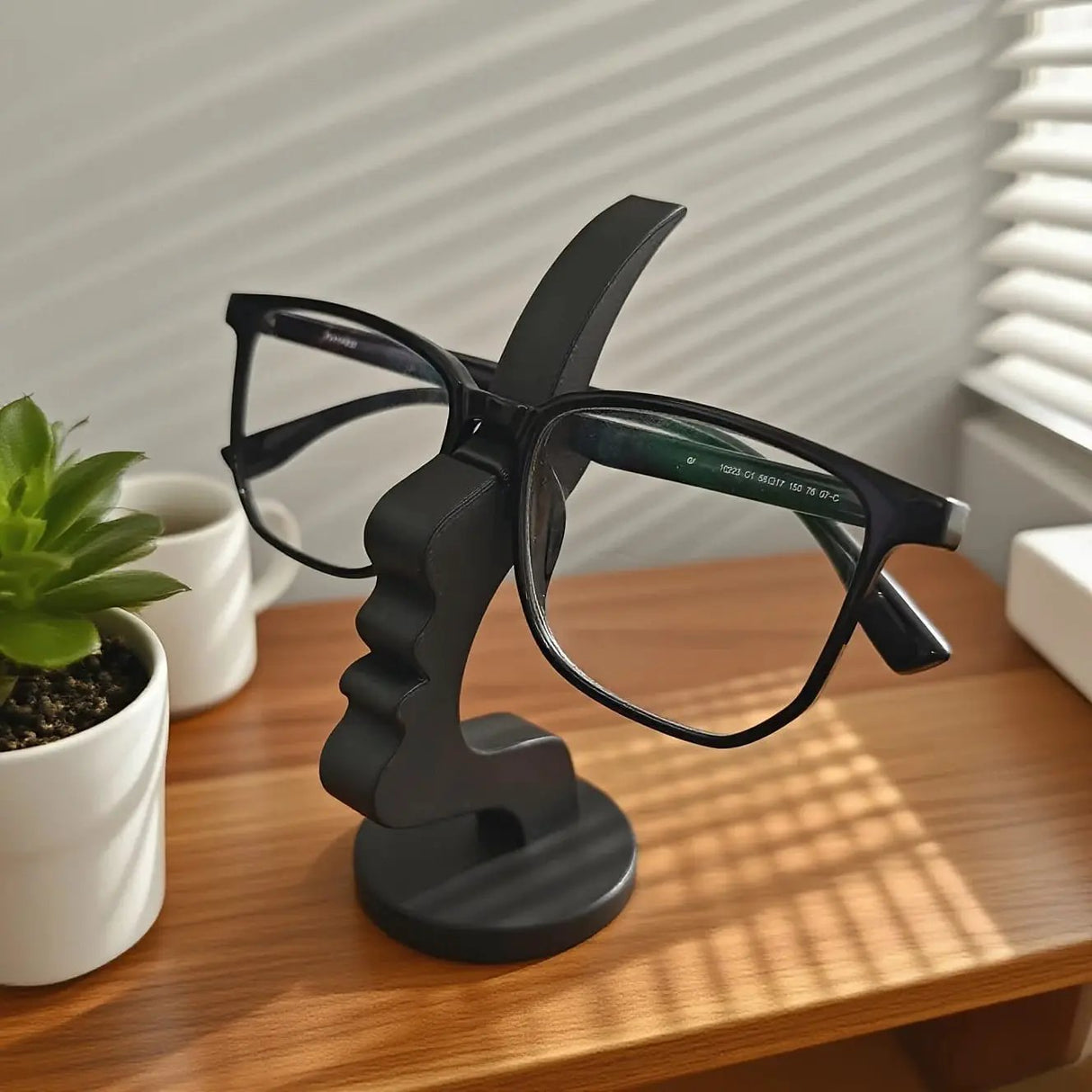 Human Face Eyeglass Stand – Bar Shape Glasses Holder Home Decor Eyewear Cases & Holders
