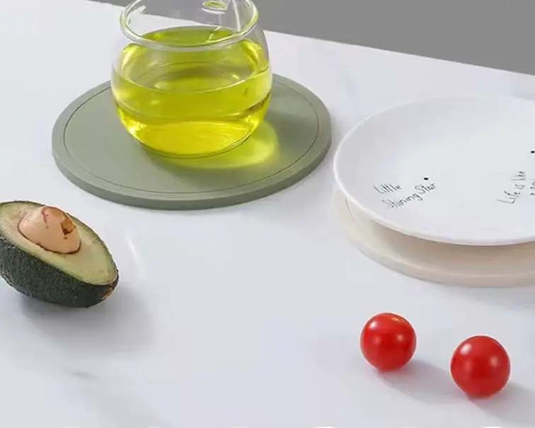 6-Piece Nordic Silicone Pot Holder Mats with Gold Stand Kitchenware Trivets