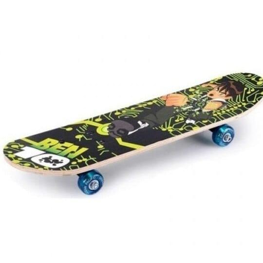 Skateboard with Rubber Wheels - Durable Outdoor Skating