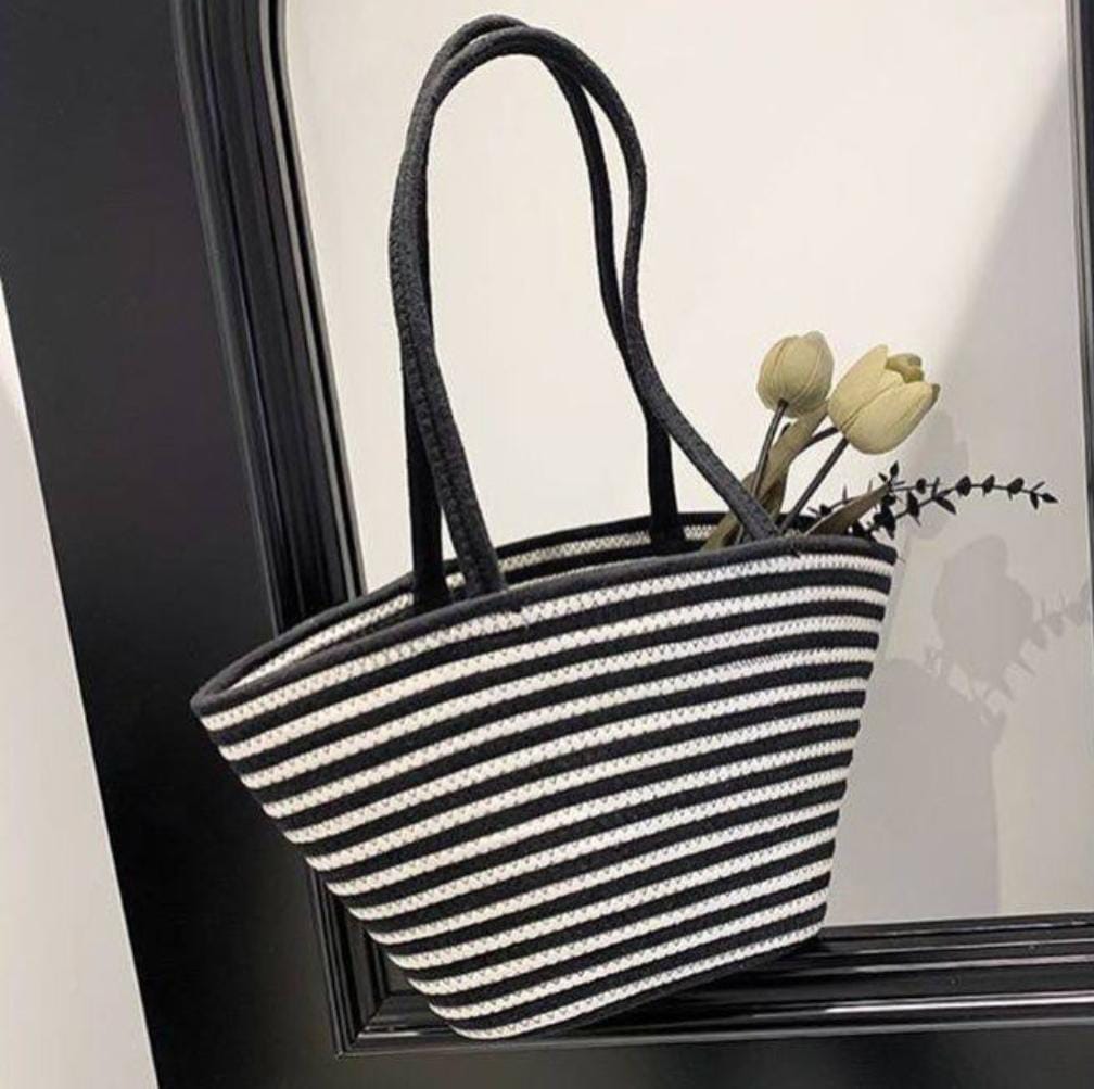 Large Capacity Straw Woven Bag - 45x27cm