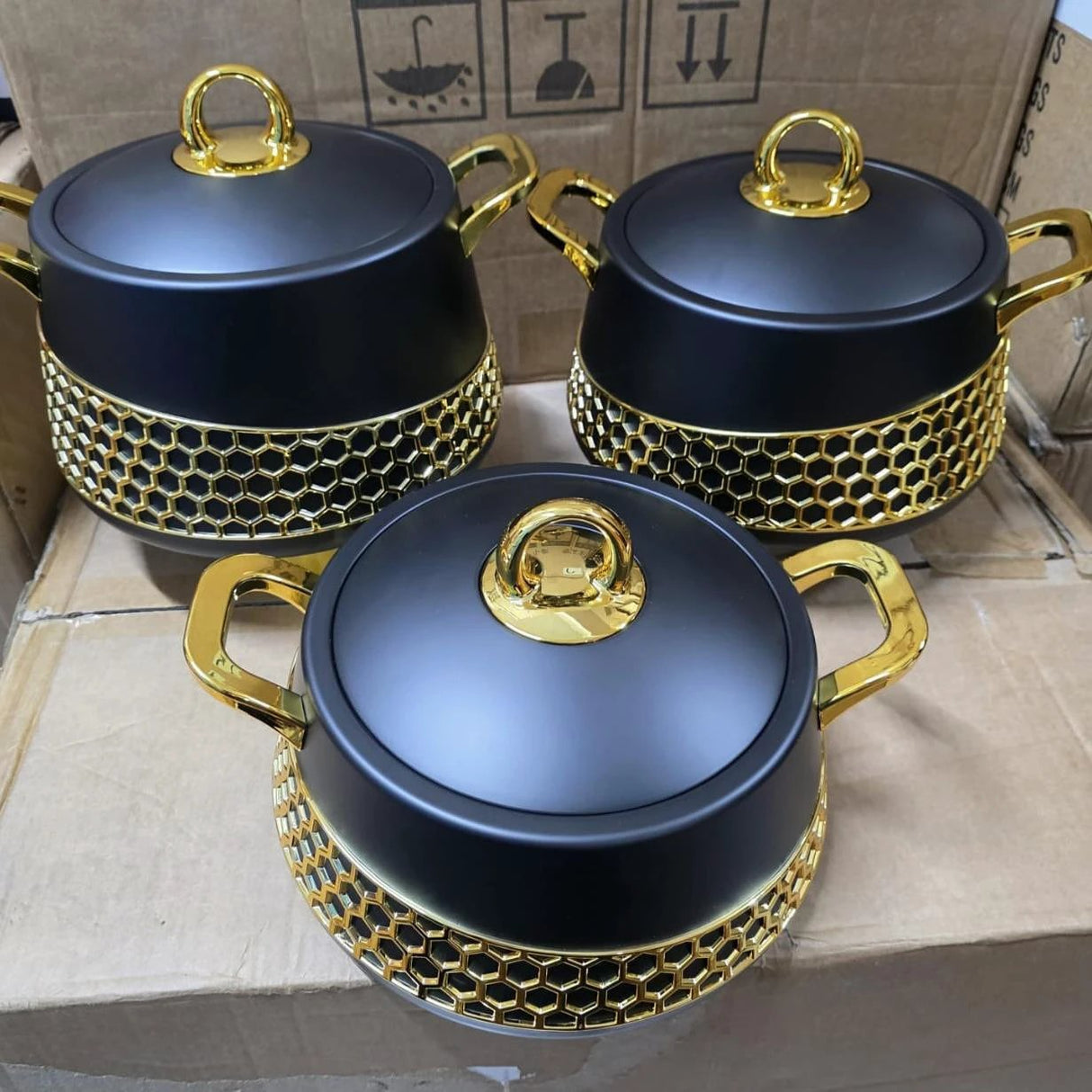 Elegant Stainless Steel Hotpots with Gold Detail – Premium 3-Piece Insulated Set (2L, 2.5L, 3L) serveware Serving Platters