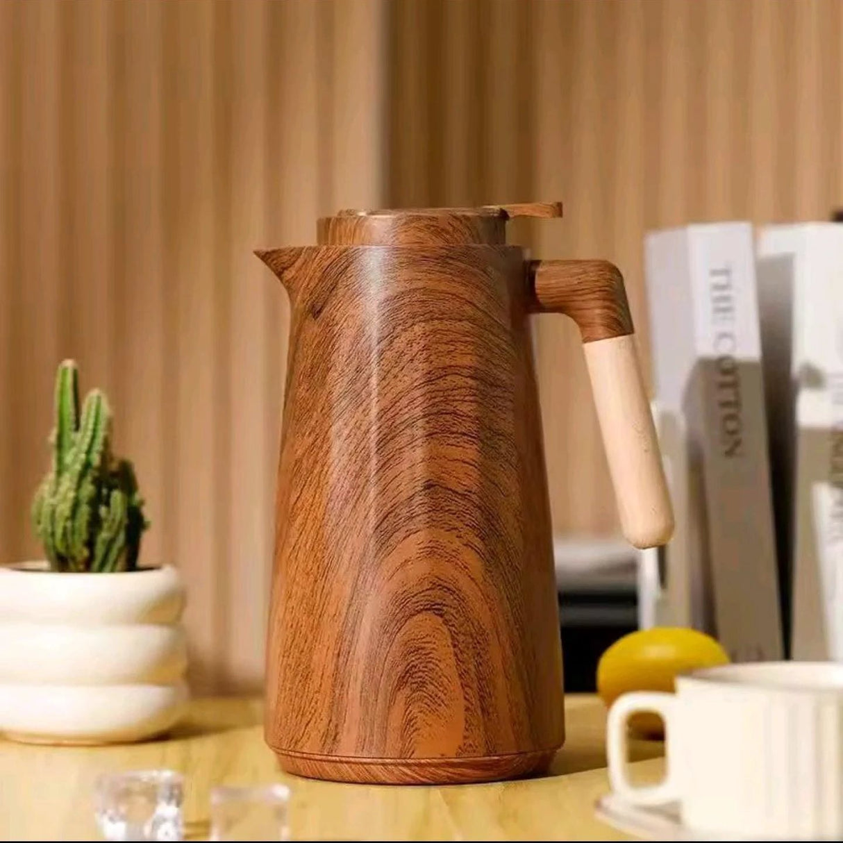 Nordic Double Wall Insulated Vacuum Flask – 1L with Wooden Handle thermoses i beverage Thermoses