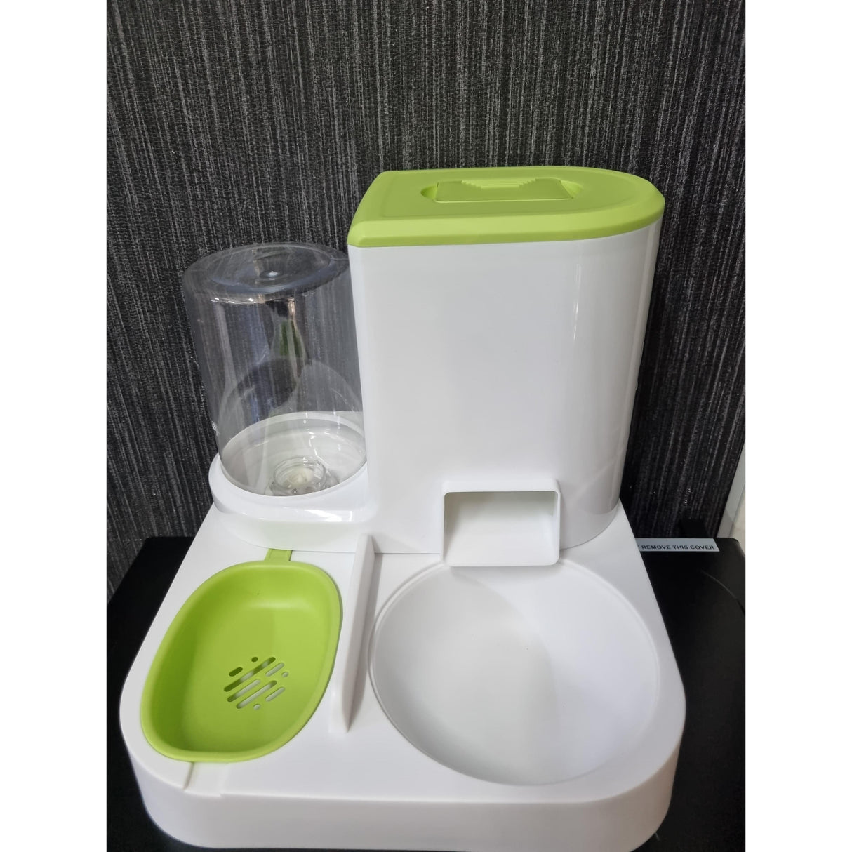 2in1 Automatic Pet Food Dispenser – Large Capacity Feeder and Waterer