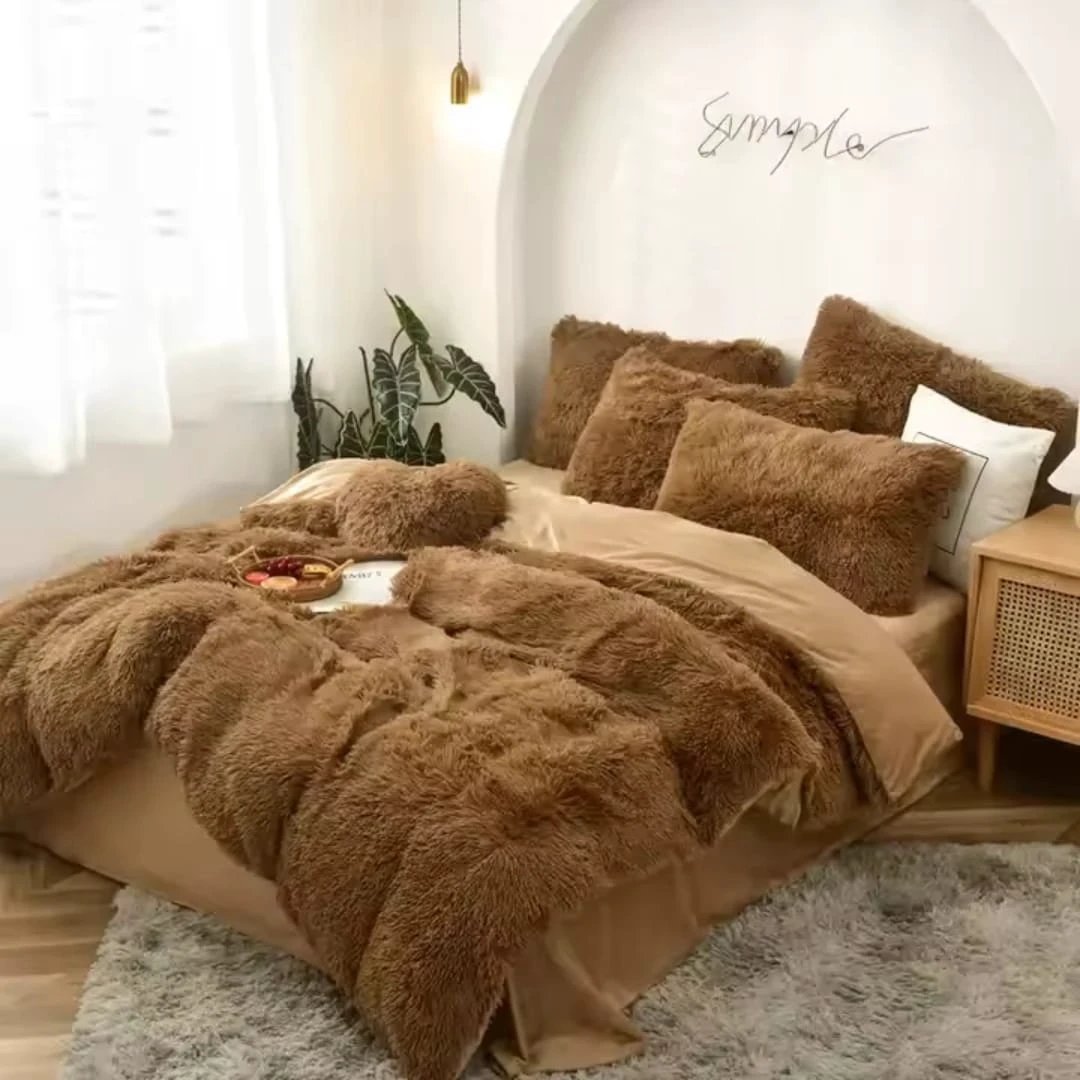 6pcs Luxury Velvet Plush Fluffy Duvet Set 6x6 with Fleece Bedsheet and Pillowcases Bedding